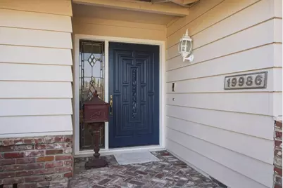 19986 Mallory Ct, Saratoga, CA 95070 - Photo 3