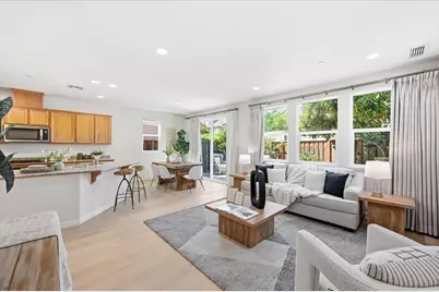 1367 Shore Dr, San Jose, CA 95131 - Photo 13