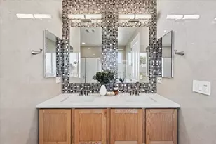 1367 Shore Dr, San Jose, CA 95131 - Photo 51