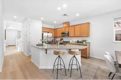 1367 Shore Dr, San Jose, CA 95131 - Photo 19