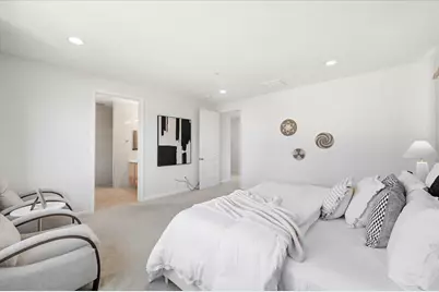 1367 Shore Dr, San Jose, CA 95131 - Photo 49