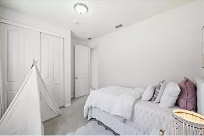 1367 Shore Dr, San Jose, CA 95131 - Photo 57