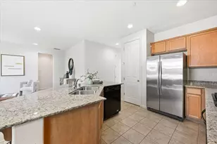 1367 Shore Dr, San Jose, CA 95131 - Photo 27