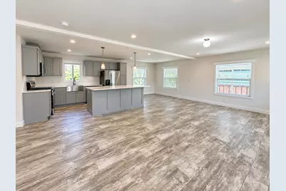 107 Crespi Cir 107, Watsonville, CA 95076 - Photo 3