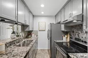 391 Mandarin Dr 202, Daly City, CA 94015 - Photo 7
