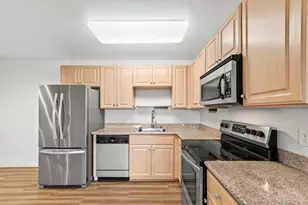 3128 Loma Verde Dr 312, San Jose, CA 95117 - Photo 11