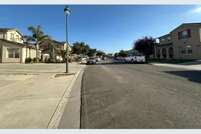 1221 Modena St, Salinas, CA 93905 - Photo 5