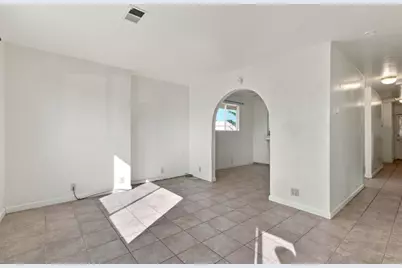 71 Rustic St, Hollister, CA 95023 - Photo 5