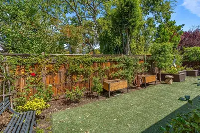 1336 Orange Ave, Menlo Park, CA 94025 - Photo 25