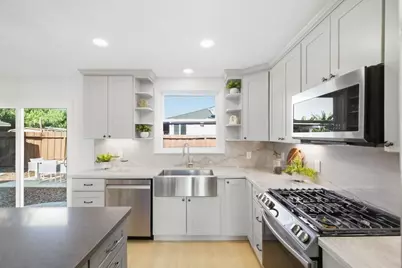 797 6th Ave, Redwood City, CA 94063 - Photo 11