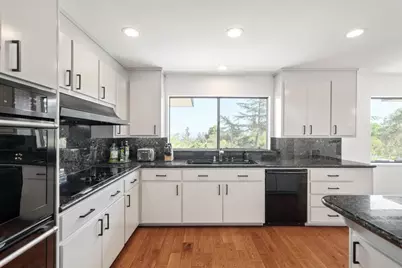160 Crest Rd, Woodside, CA 94062 - Photo 13