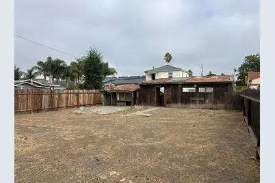 803 W 2nd St, Hollister, CA 95023 - Photo 23