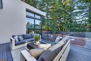 2240 Avy Ave, Menlo Park, CA 94025 - Photo 31
