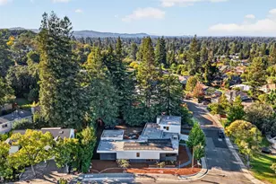 2240 Avy Ave, Menlo Park, CA 94025 - Photo 79