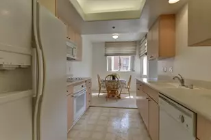 130 E San Fernando St 407, San Jose, CA 95112 - Photo 3