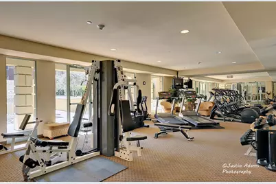 130 E San Fernando St 407, San Jose, CA 95112 - Photo 7