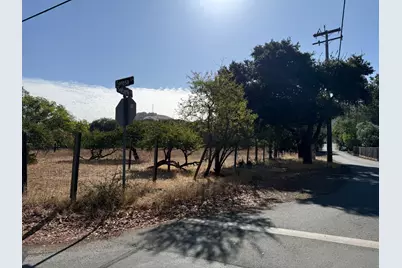 1100 Llagas Rd, Morgan Hill, CA 95037 - Photo 23