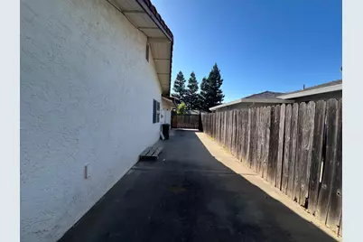 7049 Reichmuth Way, Sacramento, CA 95831 - Photo 25