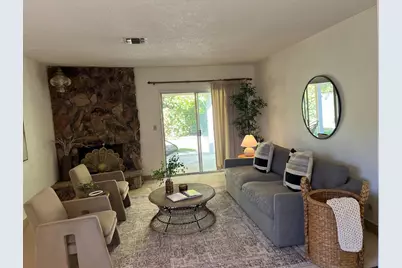 7049 Reichmuth Way, Sacramento, CA 95831 - Photo 3