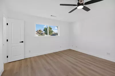 407 E Richardson Way, Hanford, CA 93230 - Photo 15