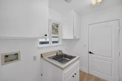 407 E Richardson Way, Hanford, CA 93230 - Photo 23