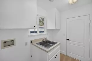 407 E Richardson Way, Hanford, CA 93230 - Photo 23