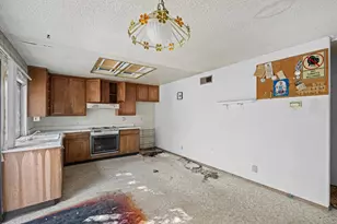 890 Tallman Ct, San Jose, CA 95123 - Photo 13