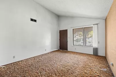 890 Tallman Ct, San Jose, CA 95123 - Photo 9