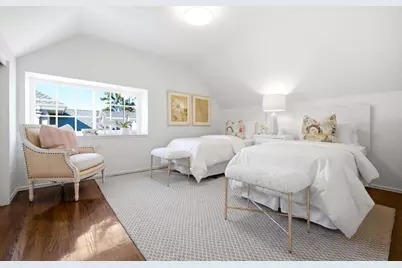 1560 Cypress Ave, Burlingame, CA 94010 - Photo 25