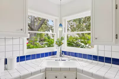1385 Snow St, Mountain View, CA 94041 - Photo 9