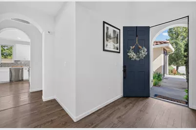 17395 Pineau Ct, Morgan Hill, CA 95037 - Photo 9