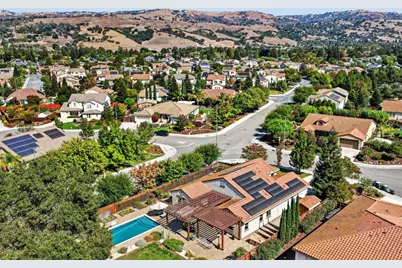 17395 Pineau Ct, Morgan Hill, CA 95037 - Photo 69