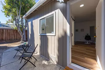 2504 Spring St, Redwood City, CA 94063 - Photo 45