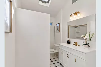 2504 Spring St, Redwood City, CA 94063 - Photo 21