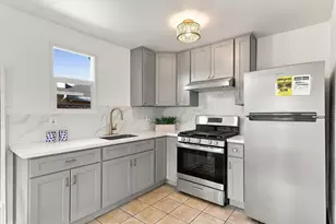 2504 Spring St, Redwood City, CA 94063 - Photo 49