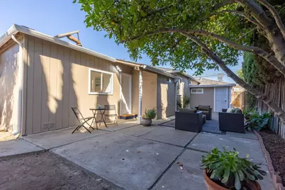 2504 Spring St, Redwood City, CA 94063 - Photo 61