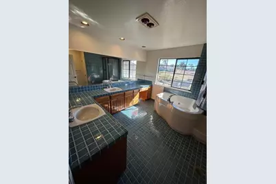 24665 Foothill Dr, Salinas, CA 93908 - Photo 25