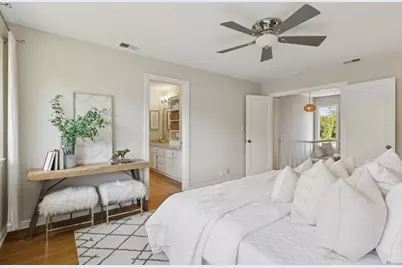1227 Rhus St, San Mateo, CA 94402 - Photo 29