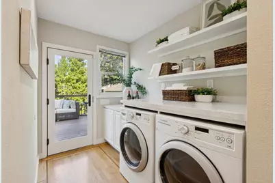 1227 Rhus St, San Mateo, CA 94402 - Photo 23