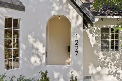 1227 Rhus St, San Mateo, CA 94402 - Photo 3