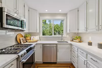1227 Rhus St, San Mateo, CA 94402 - Photo 19