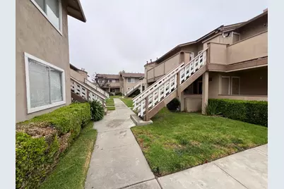 30 W San Joaquin St 3, Salinas, CA 93901 - Photo 3