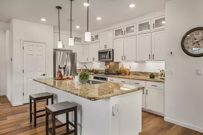 7050 Vintner Ct, Gilroy, CA 95020 - Photo 15