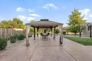 7050 Vintner Ct, Gilroy, CA 95020 - Photo 3