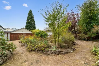402 Bernal St, Aptos, CA 95003 - Photo 43