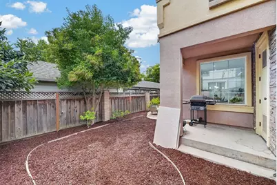 1911 Vida Ct, Mountain View, CA 94043 - Photo 33
