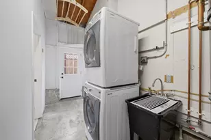 1652 Kentfield Ave, Redwood City, CA 94061 - Photo 35