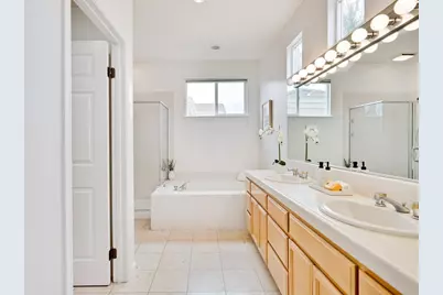 5829 Chambertin Dr, San Jose, CA 95118 - Photo 41