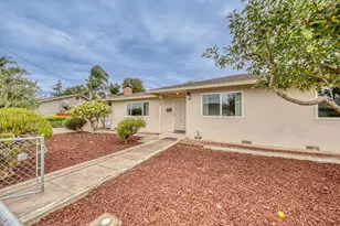 875 Suiter St, Hollister, CA 95023 - Photo 3