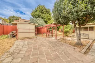 875 Suiter St, Hollister, CA 95023 - Photo 27